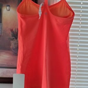 Power y tank lulu lemon